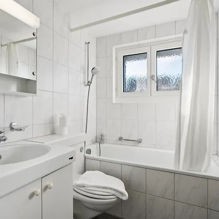 Appartement Modern Near Main Station - Crown 16 *