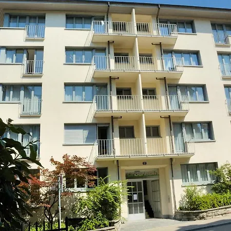 Pabs Residences - Kronenstrasse 37 Apartment