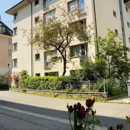 Pabs Residences - Kronenstrasse 37