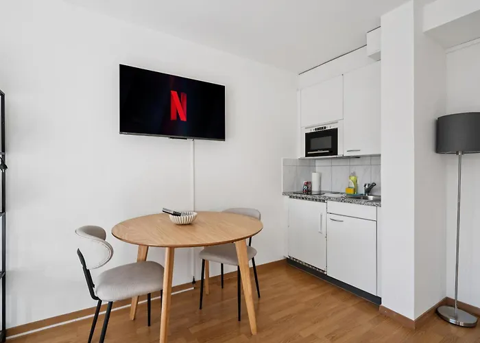 Modern Near Main Station - Crown 16 Zurigo